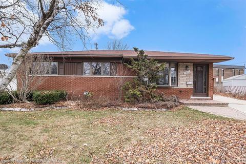 28885 Bradner Dr, Warren, MI 48088 photo 1