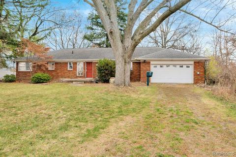 4930 S Custer Rd, Monroe, MI 48161 photo 1
