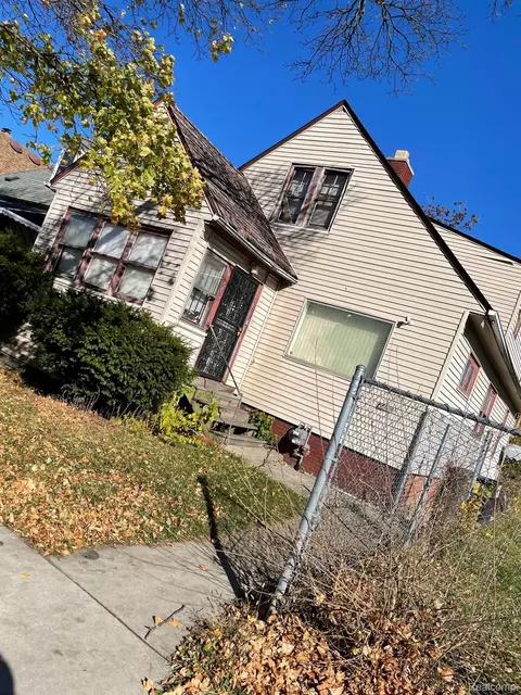 4420 Sheridan St, Detroit, MI 48214