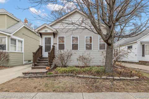425 E Maplehurst St, Ferndale, MI 48220 photo 1
