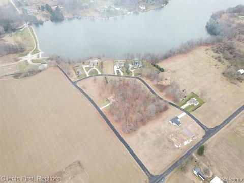Unit 9 W Destiny Drive, Hart, MI 49420