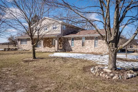 25274 Waltz Rd, Huron, MI 48164