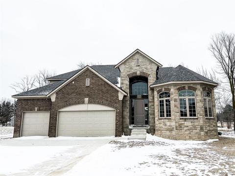 24766 Callaway Dr, Macomb, MI 48042 photo 1