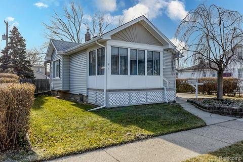 85 Tecumseh St, Clawson, MI 48017 photo 1