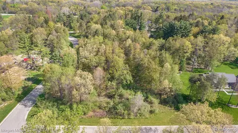 0000 Starbluff Ct, Ortonville, MI 48462