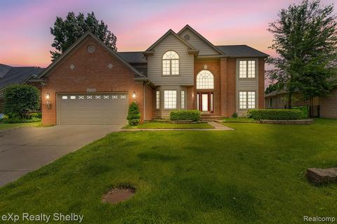 21312 Clearview Dr, Macomb, MI 48044 photo 1