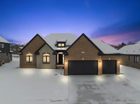 14129 Jode Park Crt Ct, Shelby Township, MI 48315