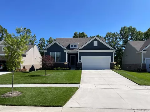 30115 Turtle Creek Cir, Lyon, MI 48165