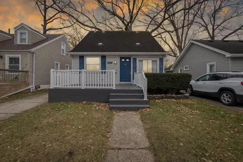 472 E Maplehurst St, Ferndale, MI 48220 photo 1