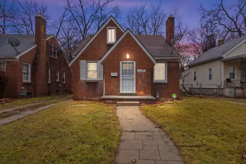 16225 Robson St, Detroit, MI 48235
