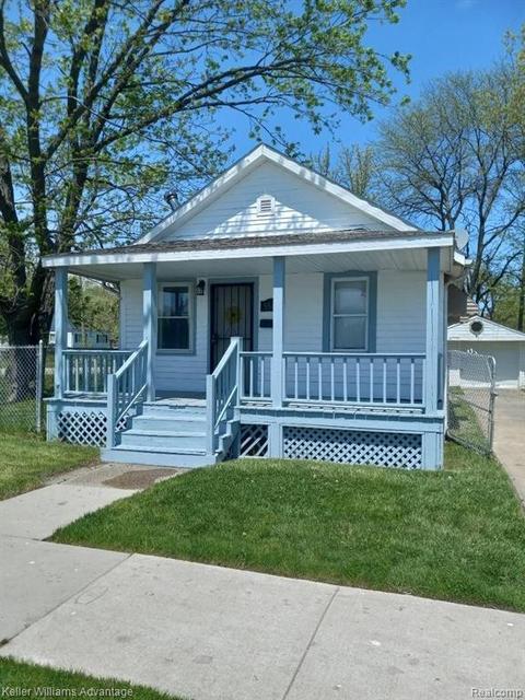 5544 E Ashley St, Grosse Pointe, MI 48236 photo 1
