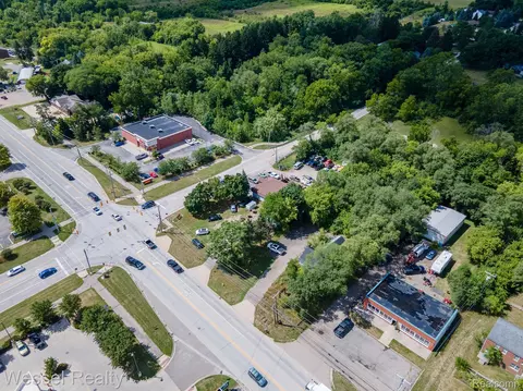 67091 Van Dyke Rd, Washington, MI 48095