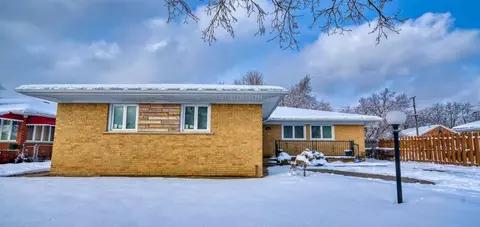 8128 Pembroke Ave, Detroit, MI 48221