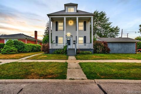 2406-2408 Electric St, Wyandotte, MI 48192