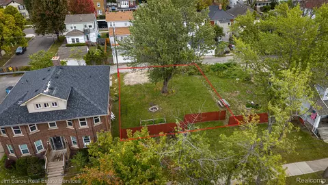 1344 Alter Rd, Detroit, MI 48215