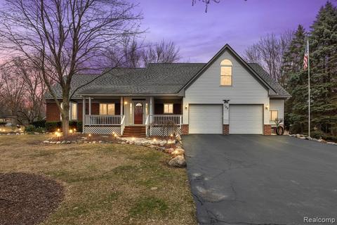 149 Ottawa Dr, Troy, MI 48085 photo 1