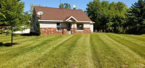 10430 W Monroe Rd, Seville, MI 48832
