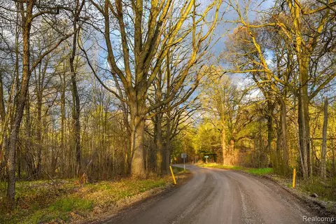 4181 Hummer Lake Road Rd, Brandon, MI 48462