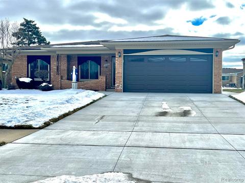 4472 Bennington Dr, Sterling Heights, MI 48310 photo 1