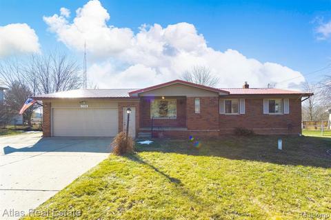 7154 E Bristol Rd, Davison, MI 48423 photo 1