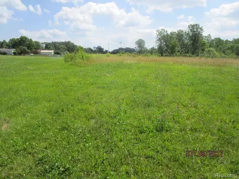 0 Detroit St, Flint, MI 48505
