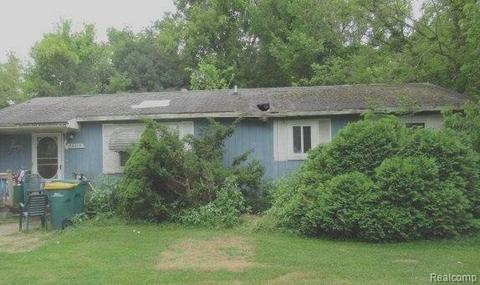 39213 W Huron River Dr, Romulus, MI 48174 photo 1