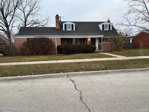 20470 Fairview Dr, Dearborn Heights, MI 48127