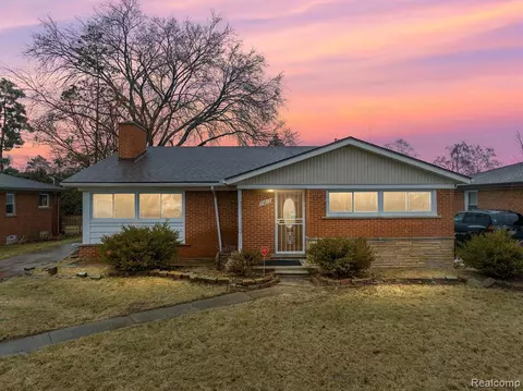 24812 Templar Ave, Southfield, MI 48075