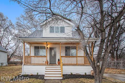 17221 Waveney St, Detroit, MI 48224