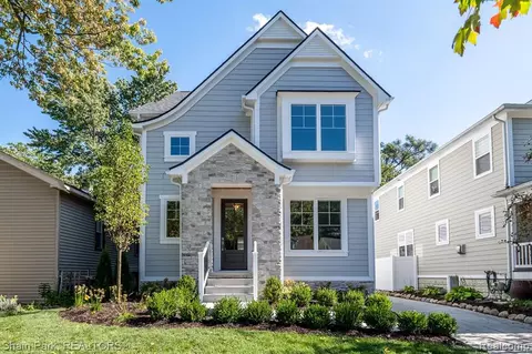 400 Fairgrove Ave, Royal Oak, MI 48067