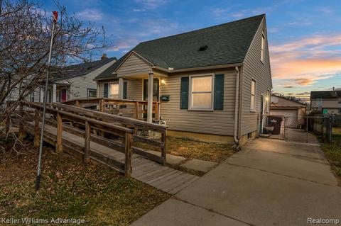 3951 Mildred St, Wayne, MI 48184 photo 1