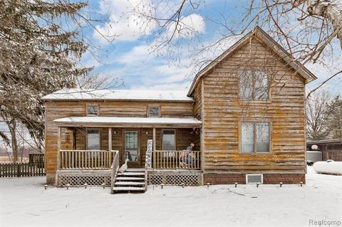 7290 Fred W Moore Hwy, St. Clair, MI 48079