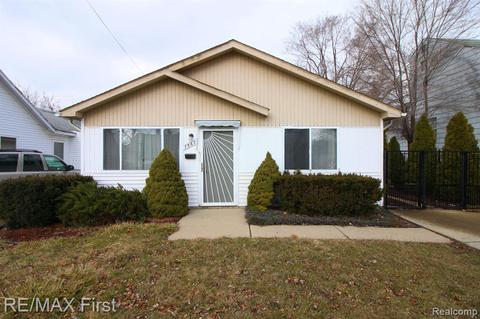 7567 Maxwell Ave, Warren, MI 48091 photo 1