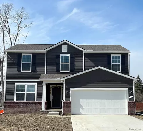 24641 Jade Dr, Farmington Hills, MI 48336