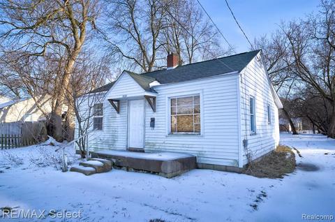 3138 Leith St, Flint, MI 48506 photo 1
