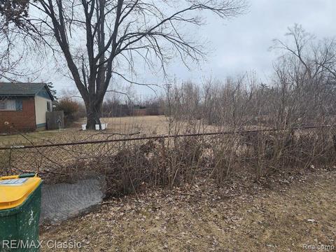 31930 Highview, Farmington Hills, MI 48334
