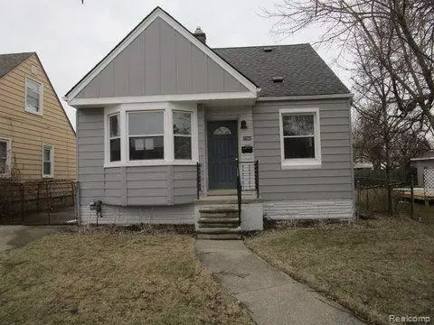 22086 Cushing Ave, Eastpointe, MI 48021