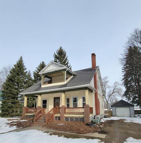 6338 Ervin St, Marlette, MI 48453