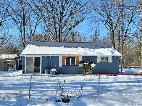 3169 Thornton Ave, Flint, MI 48504 photo 1