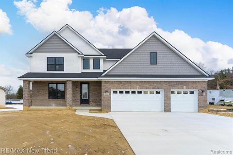 3148 Roma Ct, Wixom, MI 48393