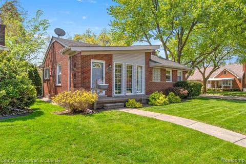 20447 Carlysle St, Dearborn, MI 48124