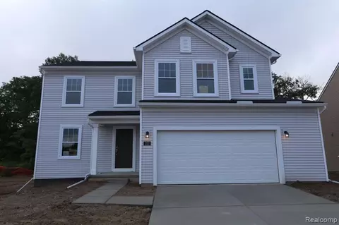 237 Sandhill Ct, White Lake, MI 48386