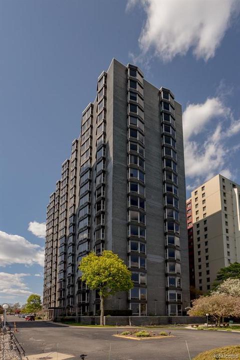 8200 E Jefferson Ave #9-203, Detroit, MI 48214