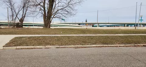1246 24th St, Detroit, MI 48216