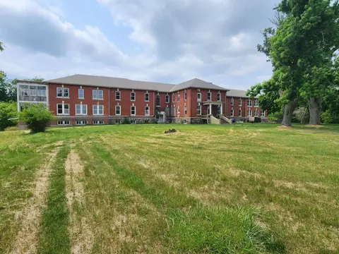 2940 Cambria Rd, Cambria, MI 49242