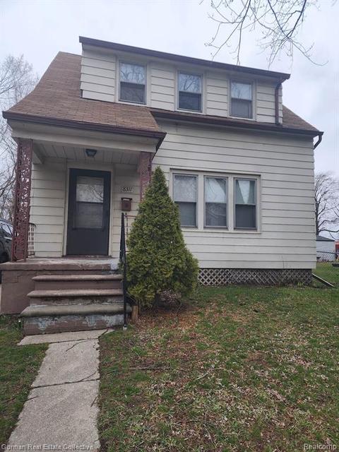 8311 Chalmers Ave, Warren, MI 48089