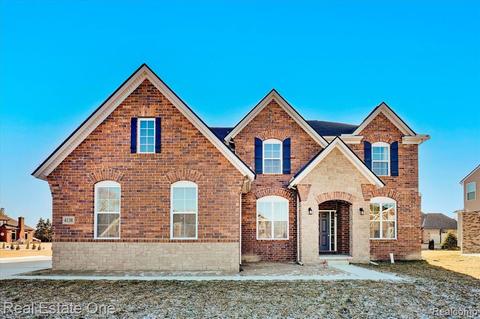 4138 Jayden, Sterling Heights, MI 48314