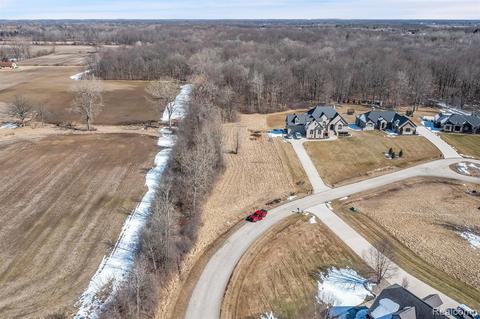 19610 Windmill Dr, Ray, MI 48096 photo 1