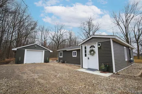 2224 W Isabella Rd, Midland, MI 48640