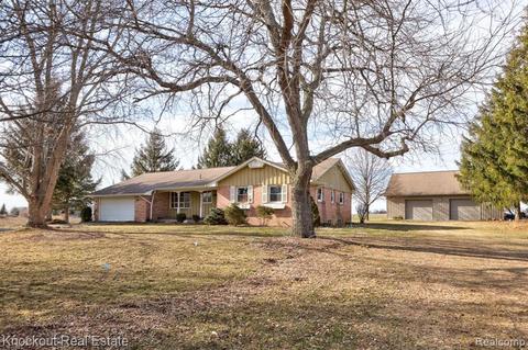 9150 Van Cleve Rd, Vassar, MI 48768